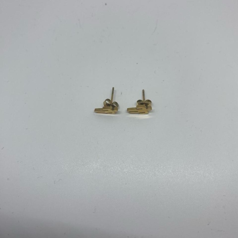 Billie Eilish Gold Blohsh Earrings - Picture 2 of 2